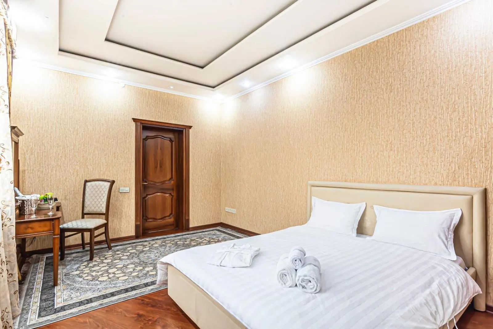 Нурлы Тау 258 Apartment Almaty
