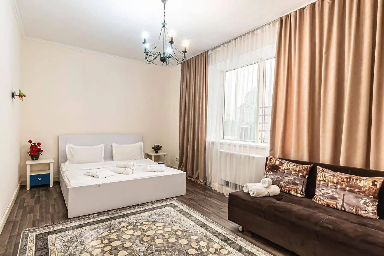 Apartmán Нурлы Тау 285 Almaty 0*,